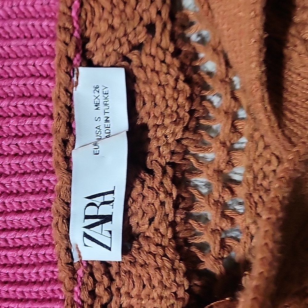 Zara Women's Knit Sweater with Pink Collar Sz Small - Picture 2 of 5